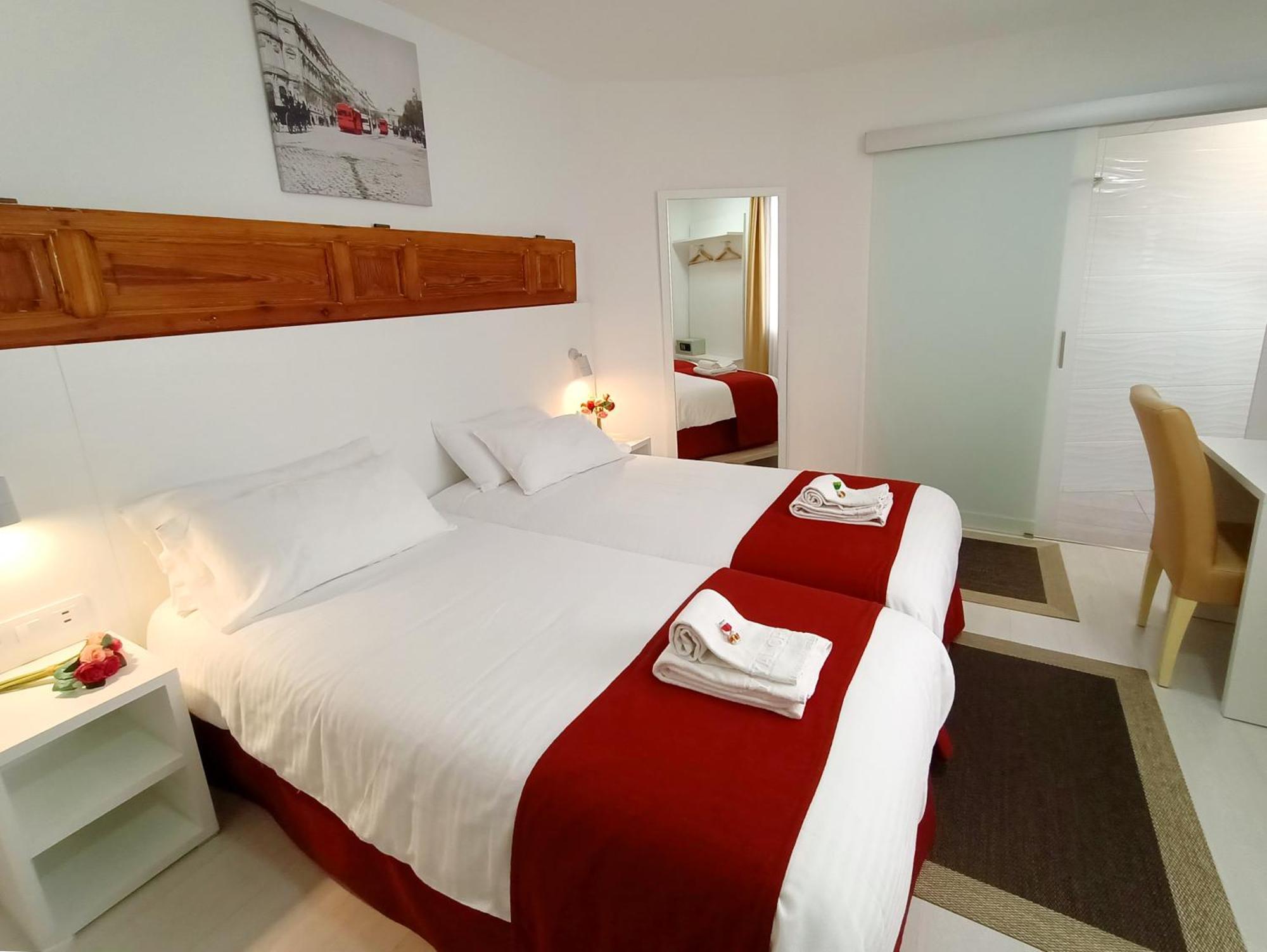 Hostal Royal Cruz — Foto 2